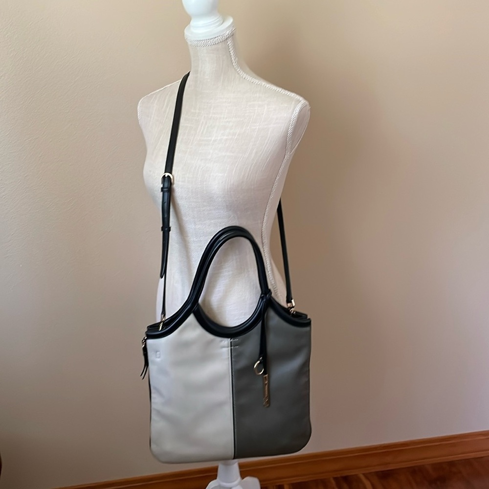 Calvin Klein Gabrianna expandable crossbody/tote bag